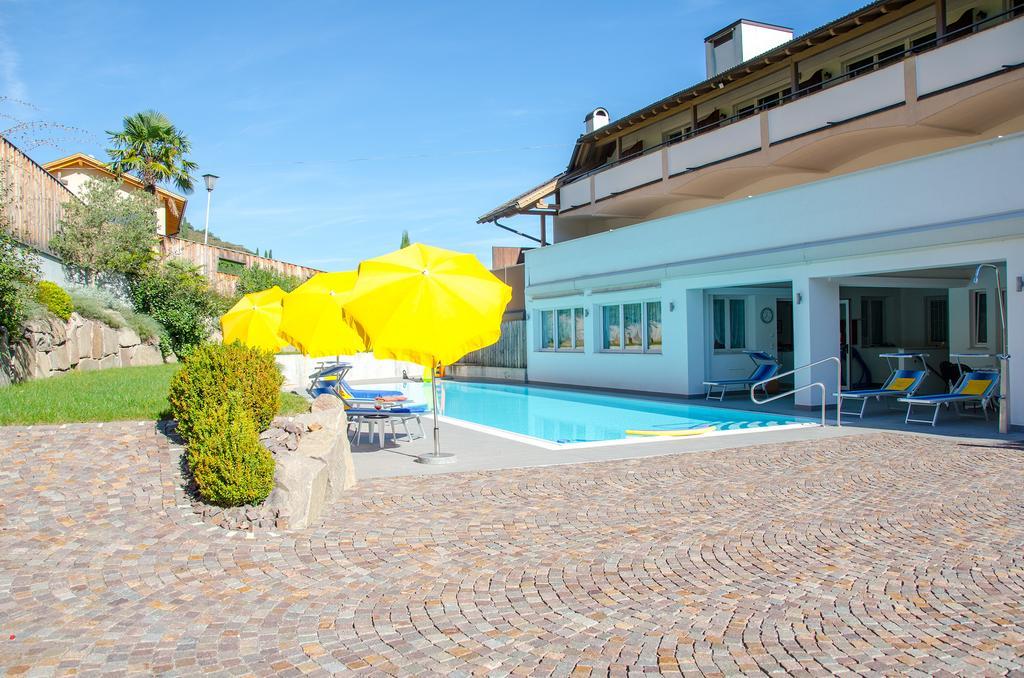 Garni Hotel Sonnleitenhof Caldaro Buitenkant foto