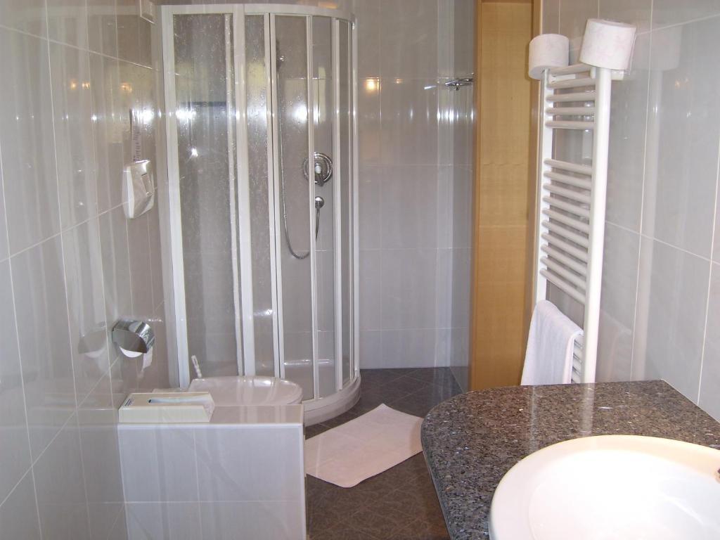 Garni Hotel Sonnleitenhof Caldaro Kamer foto